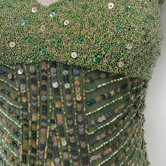 Adrianna Papell beaded sleeveless long gown - Picture 5 of 10